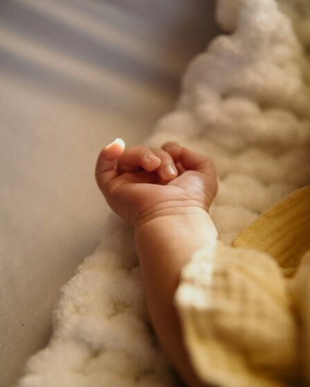 Rüyada Bebek Görmek - Hayatınızdaki Yeni Başlangıçların ve Gizli Anlamların Keşfi görseli 3